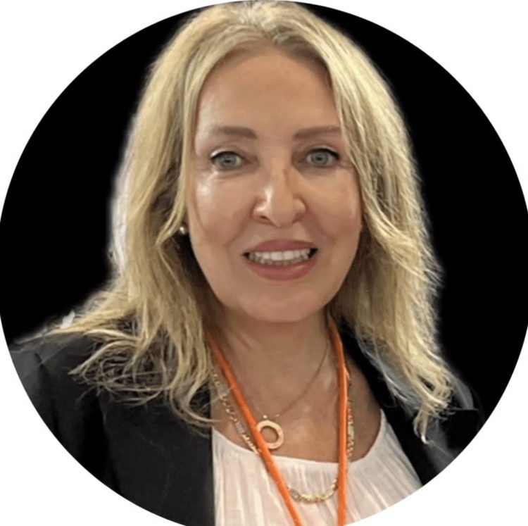 سمر قادرة ممثلة فيف ابو ظبي 2025في الخليج العربي