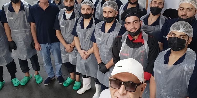 قسم المصنًعات في شركة اليمامة للدواجن